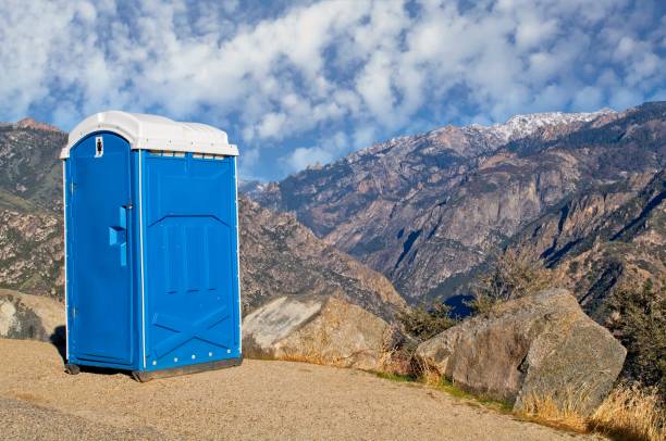 Porta potty delivery and setup in Blue Rapids, KS