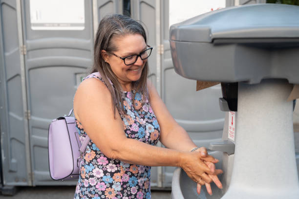 Portable Toilet Options We Offer in Blue Rapids, KS